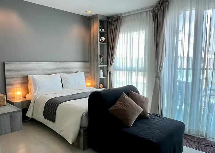 Grandblue Condominium#702 Seaview Topfloor Maephim Rayong