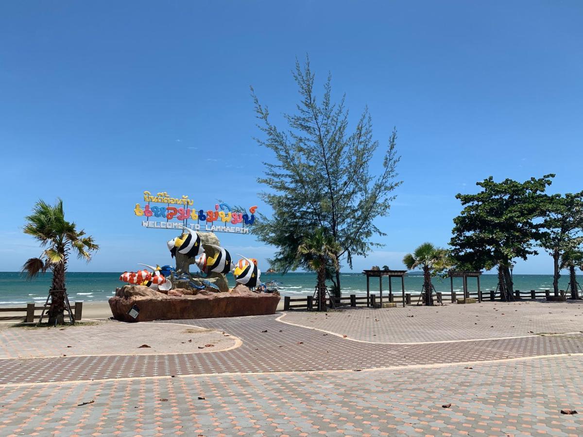 Apartment Grandblue Condominium#702 Seaview Topfloor Maephim Rayong Mae Phim