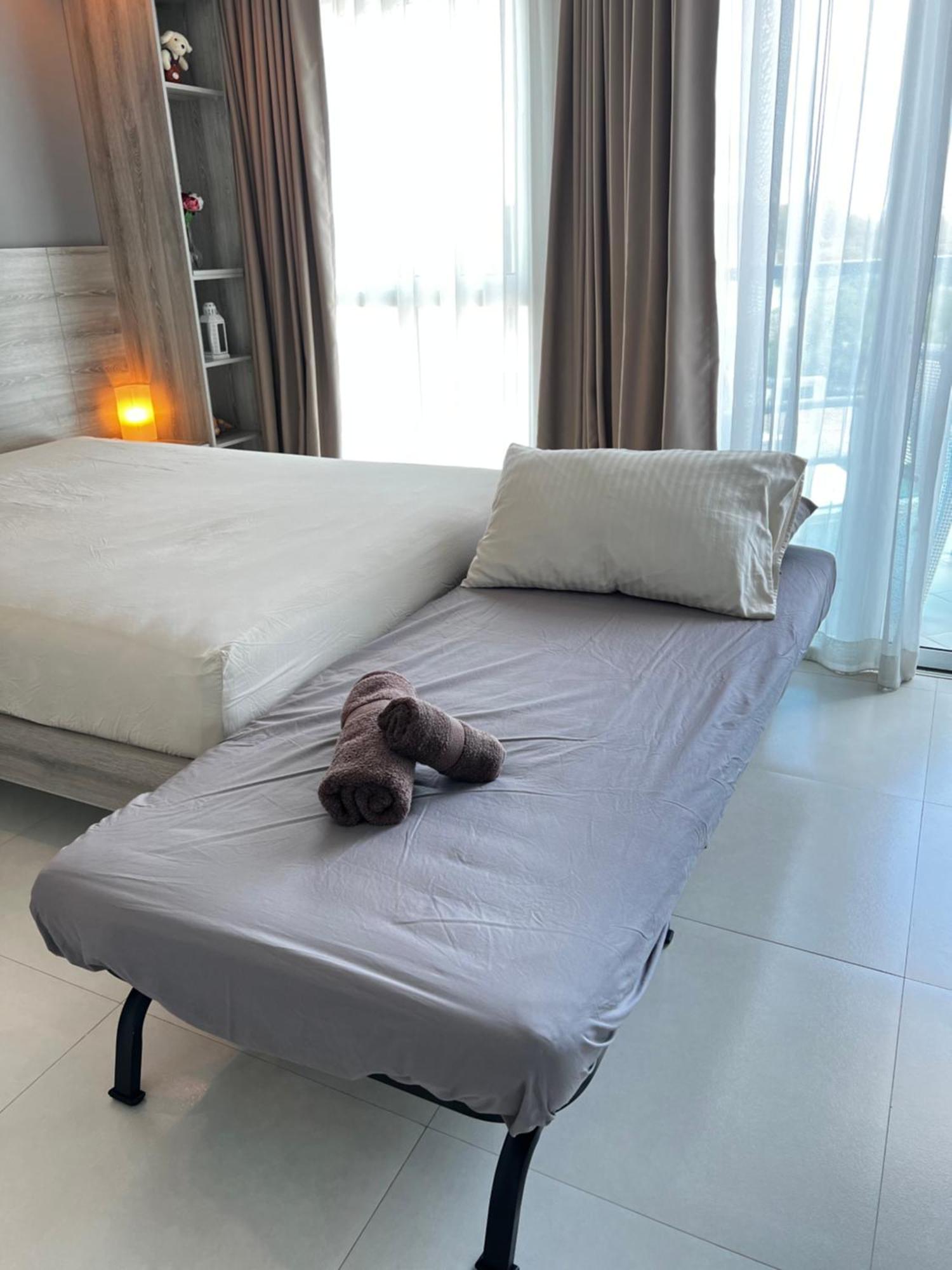 Grandblue Condominium#702 Seaview Topfloor Maephim Rayong
