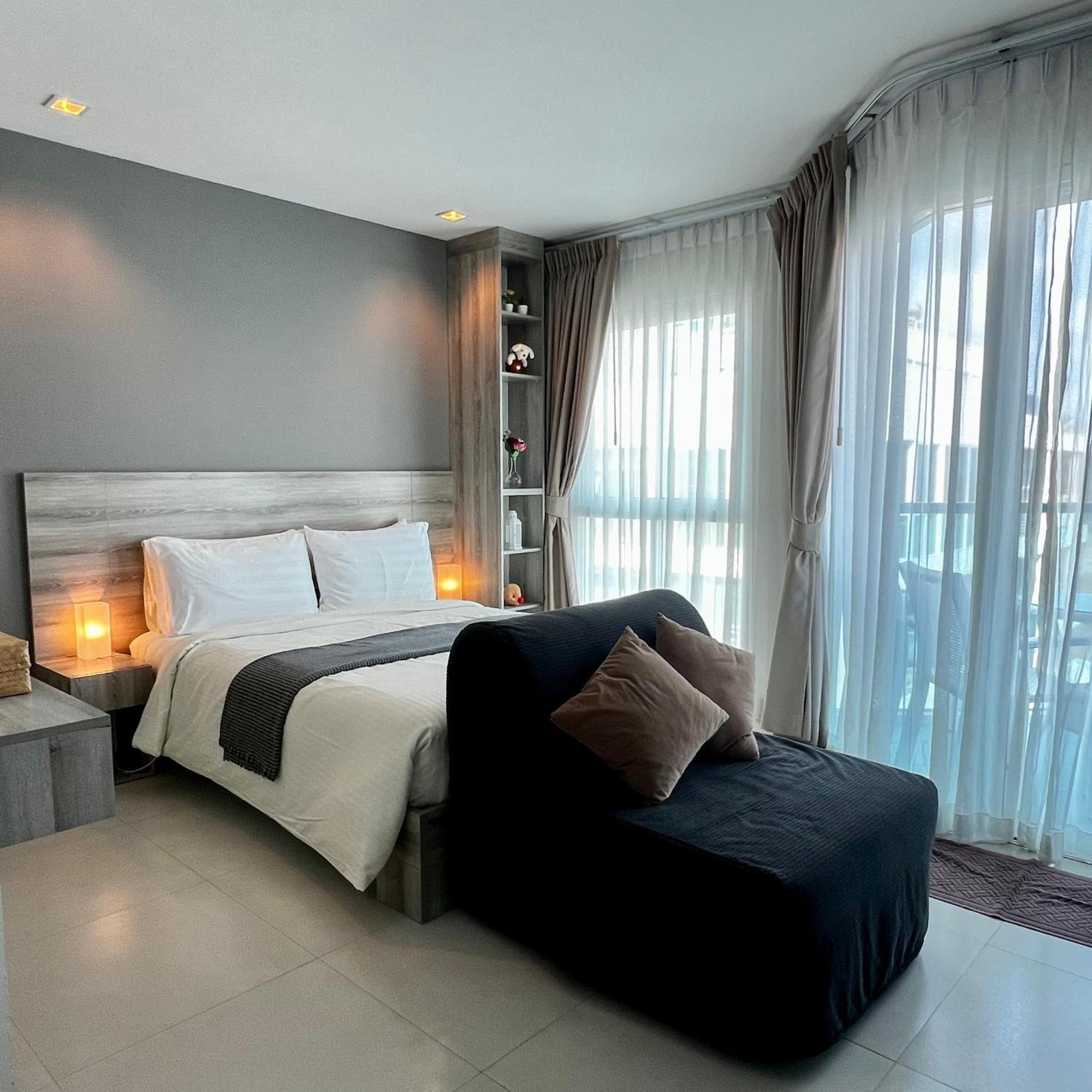 Grandblue Condominium#702 Seaview Topfloor Maephim Rayong Apartment