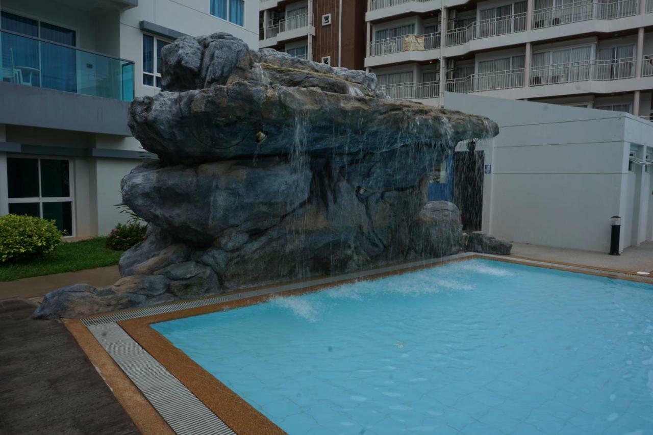 Apartment Grandblue Condominium#702 Seaview Topfloor Maephim Rayong
