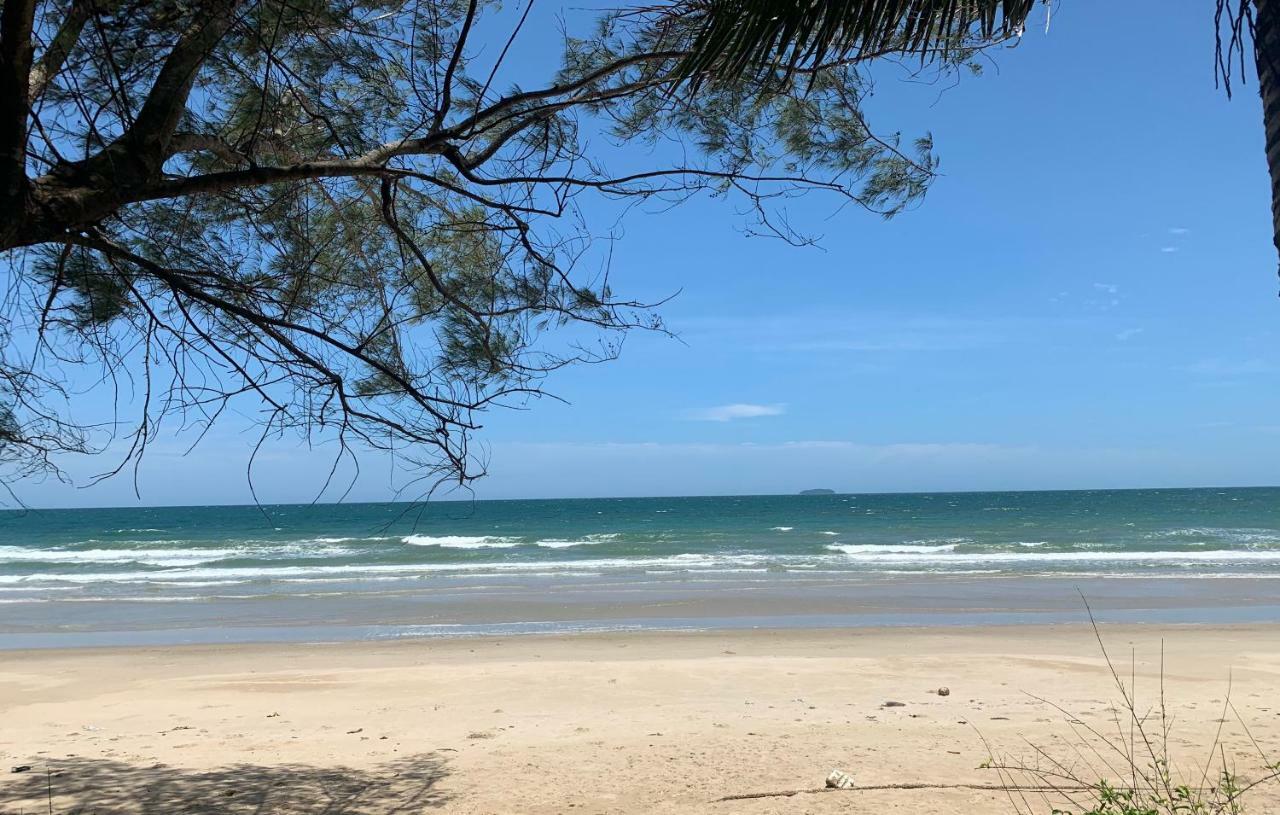 Apartment Grandblue Condominium#702 Seaview Topfloor Maephim Rayong